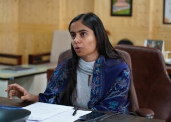 Administrative Secretary reviews preparations for ‘Swachh Gaon, Surakshit Jhalvayu’ mega campaign