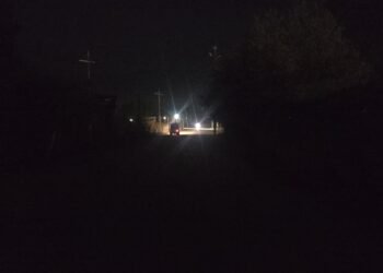 Dark Stretch Outside DH Ganderbal Raises Safety Concerns Among Residents