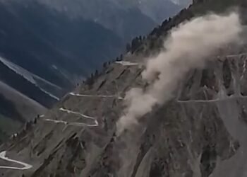 Police Rush to Zojila Accident Site After Truck Falls Into Gorge