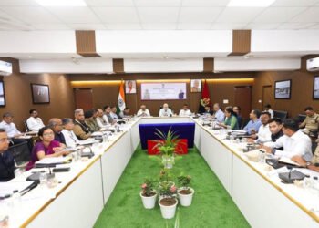 Amit Shah Chairs High-Level Security Review Meeting on Gujarat Border Issues