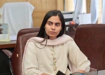 Administrative Secretary reviews Progress of Ladakh Rural Livelihood Mission, Emphasizes Strengthening SHGs and Market Linkages 