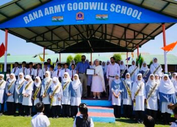 DC Bandipora visits Army Goodwill School Hajin