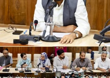 DC Srinagar reviews progress under Catch the Rain Program