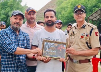 Renowned Social Activist & Youth Leader Muzamil Mehmood Receives Award of Excellence