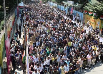 Massive Anti-Drug Padyatra Led by LG Manoj Sinha Draws Thousands in Ganderbal