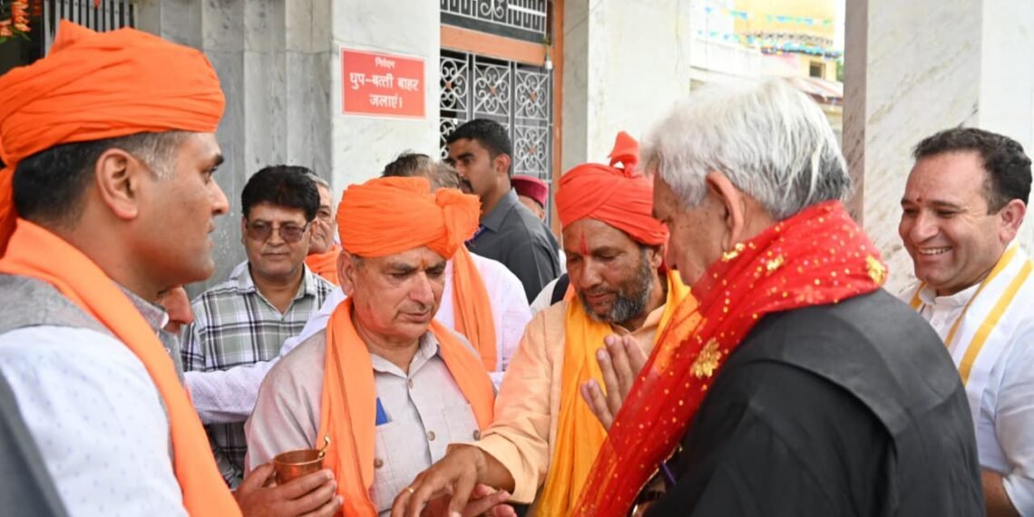 LG Manoj Sinha Pays Obeisance at Ancient Shri Gauri Shankar Mandir in Kishtwar, Orders Revival of Temple Pond