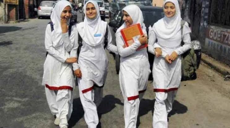 Summer break for Kashmir schools likely from July-06