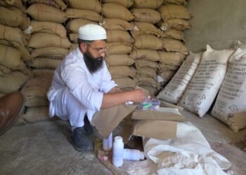 Food Safety Department Collects Flour Samples Across Ganderbal Following Public Concerns