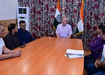 CM Omar Abdullah meets mutton dealers, reiterates Government’s commitment to resolve livestock transit issues