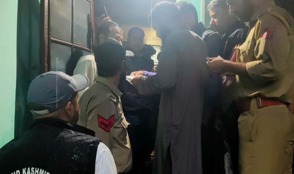 Special Crime Wing Kashmir Busts Extortion Racket, Conducts Raids In Srinagar And Ganderbal