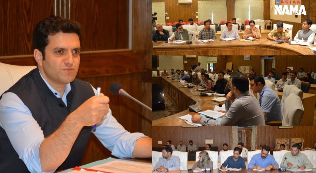 DC Budgam chairs meeting on disaster preparedness in view of current weather advisory