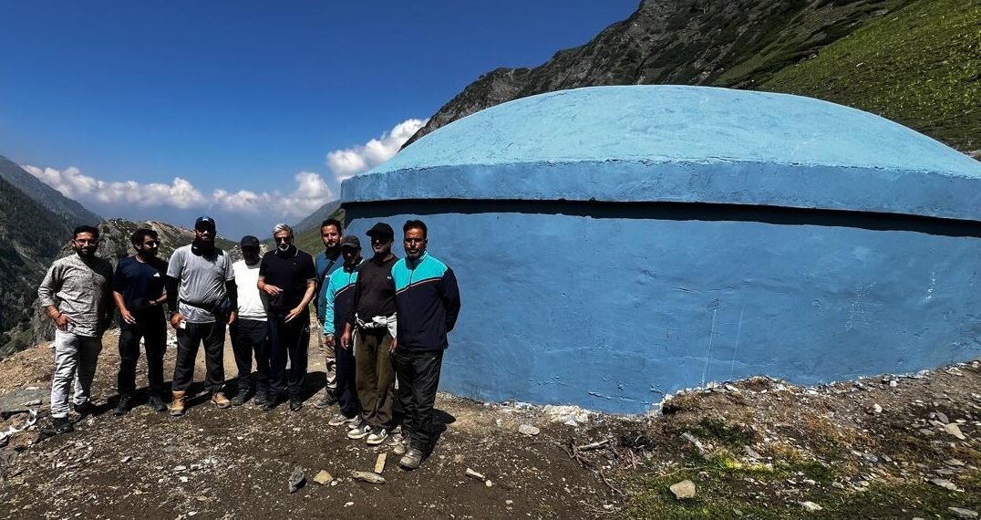 Shaleen Kabra reviews water supply infrastructure along Pahalgam Axis