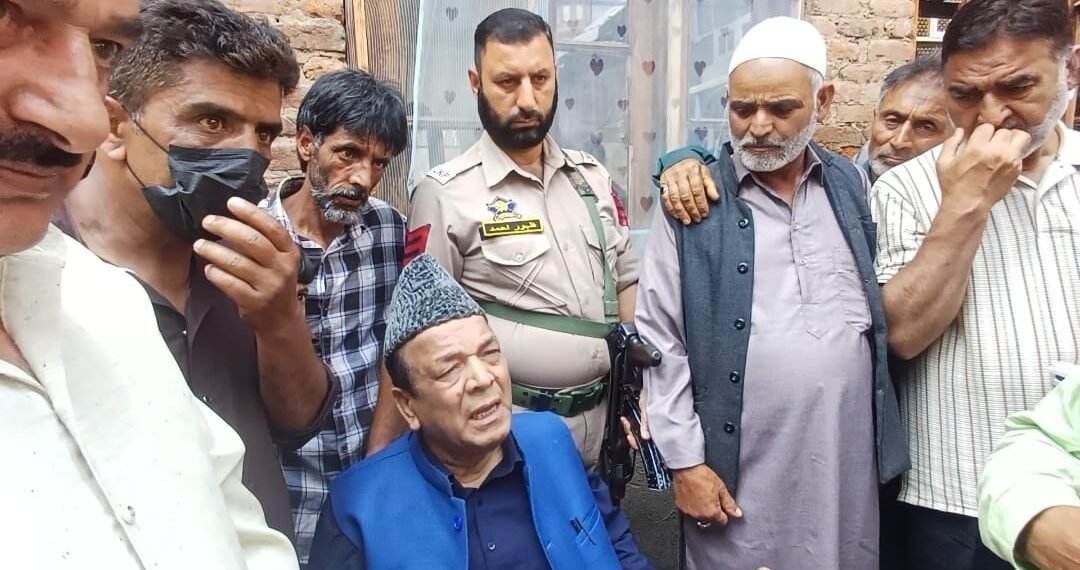 Speaker visits fire affected families at Pakherpora; asks for immediate relief, damage assessment, rehabilitation measures