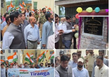 DC Ganderbal Inaugurates Public Lavatory Block at Mini Secretariat, Leads Cleanliness Drive Under Har Ghar Tiranga
