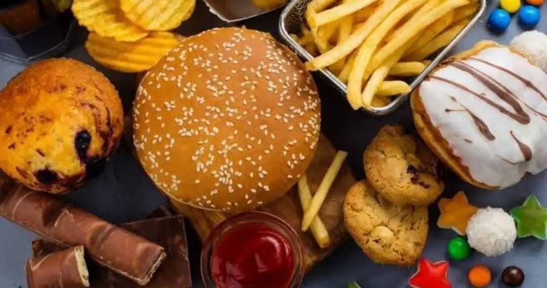 No Junk Food Within 50 Metres of J&K Schools, FDA Directs Strict Enforcement