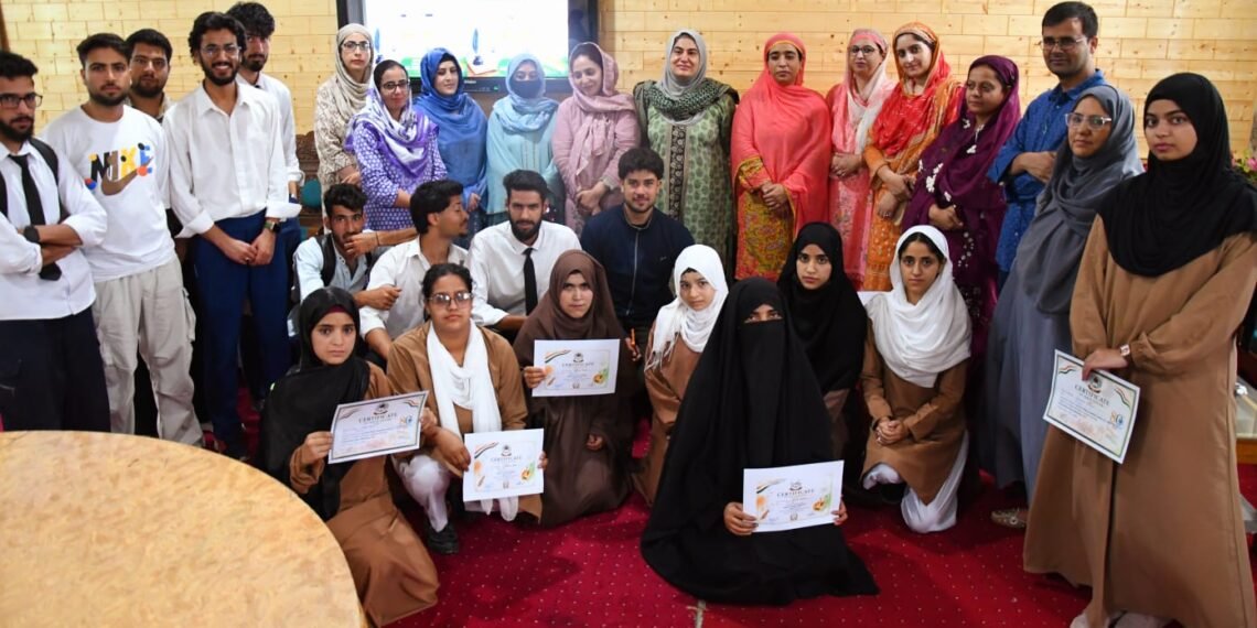 GDC Ganderbal Holds Patriotic Competitions Ahead of Independence Day Celebrations