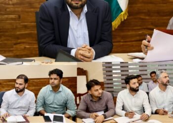 DC Srinagar reviews progress on AgriStack, Farmer ID Generation and Digital Crop Survey