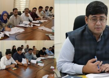 DC Ganderbal Reviews Progress under various Agriculture Schemes including HADP and JKCIP
