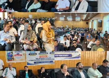 JK Teachers Association Baramulla Holds Programme on “Role of Teachers in Society”