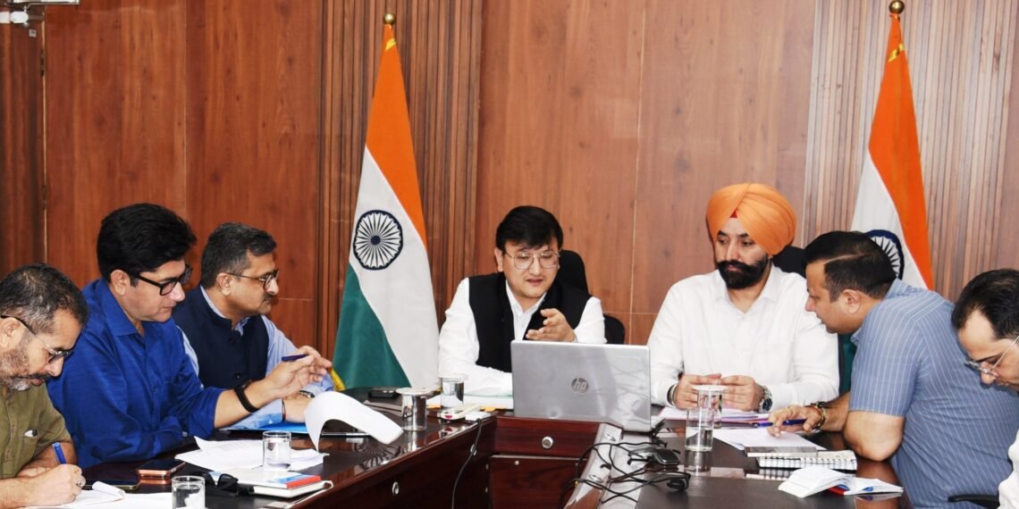 DC, Labour Commissioner J&K review progress of AgriStack farmers’ registration in Udhampur