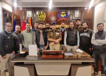 SSP Awantipora Interacts with Media Fraternity of Police District Awantipora